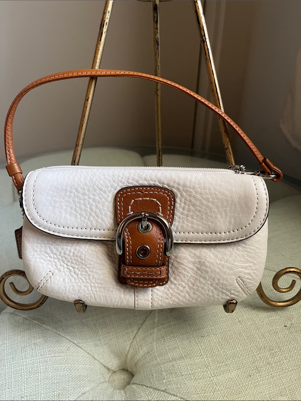 Coach Hampton White/Cream Pepple Leather Soho Flap Mini Bag Wristlet Pouch Y2K